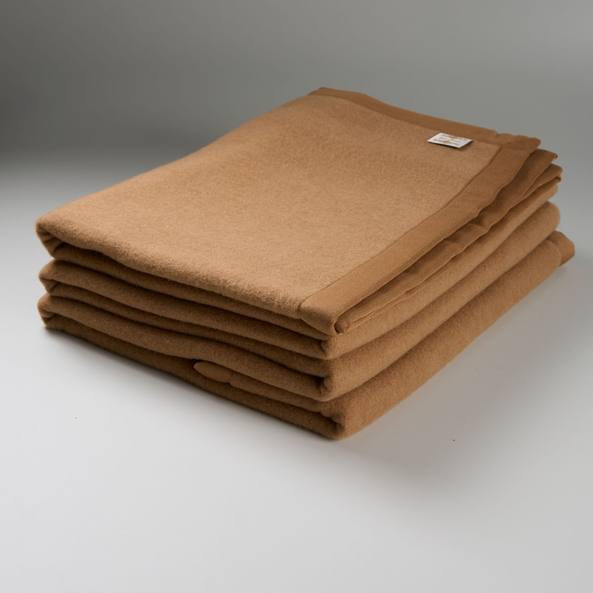 01 04 0100 Cobertor Italiano Alex Camelo 002.jpg